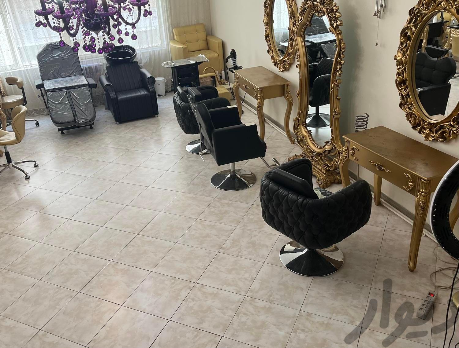 استخدام پرسنل حرفه ای در تمامی لاین ها زیبایی