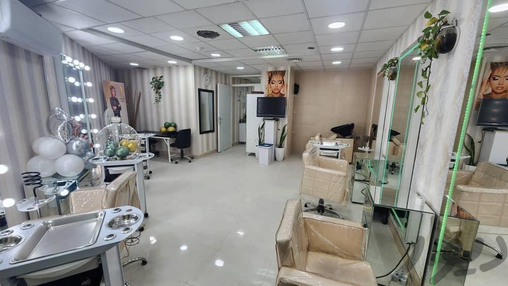 تکمیل پرسنل آکادمی بیوتی گل بهار