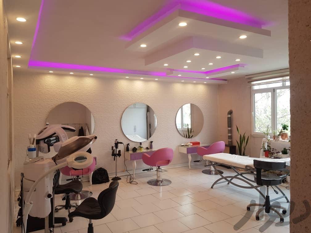یک مژه کار و اپلاسیون کار حرفه ای