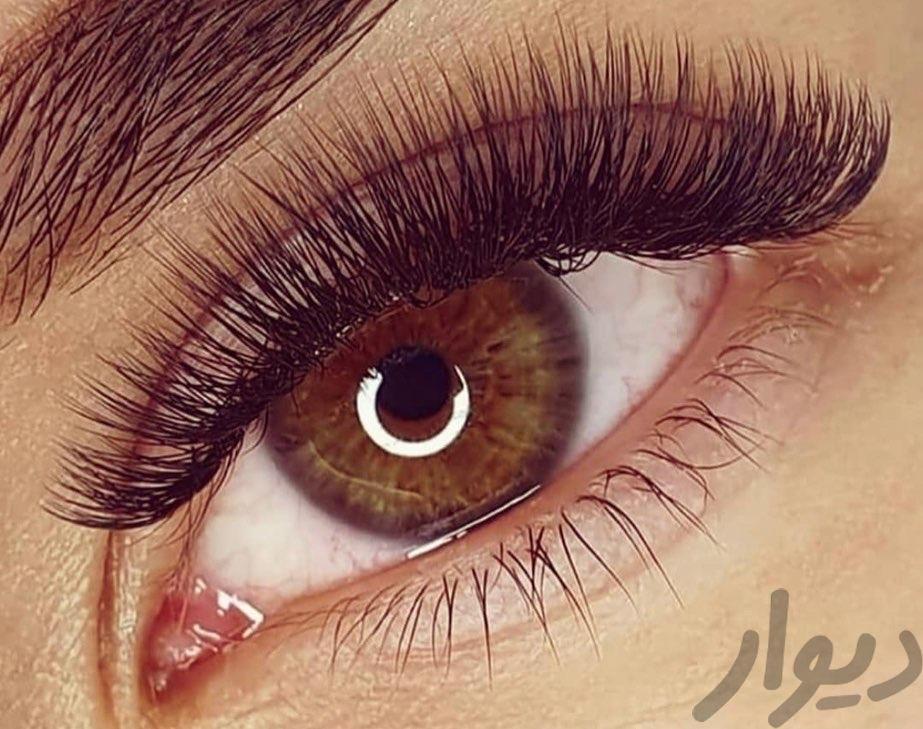 اکستنشن کار مژه