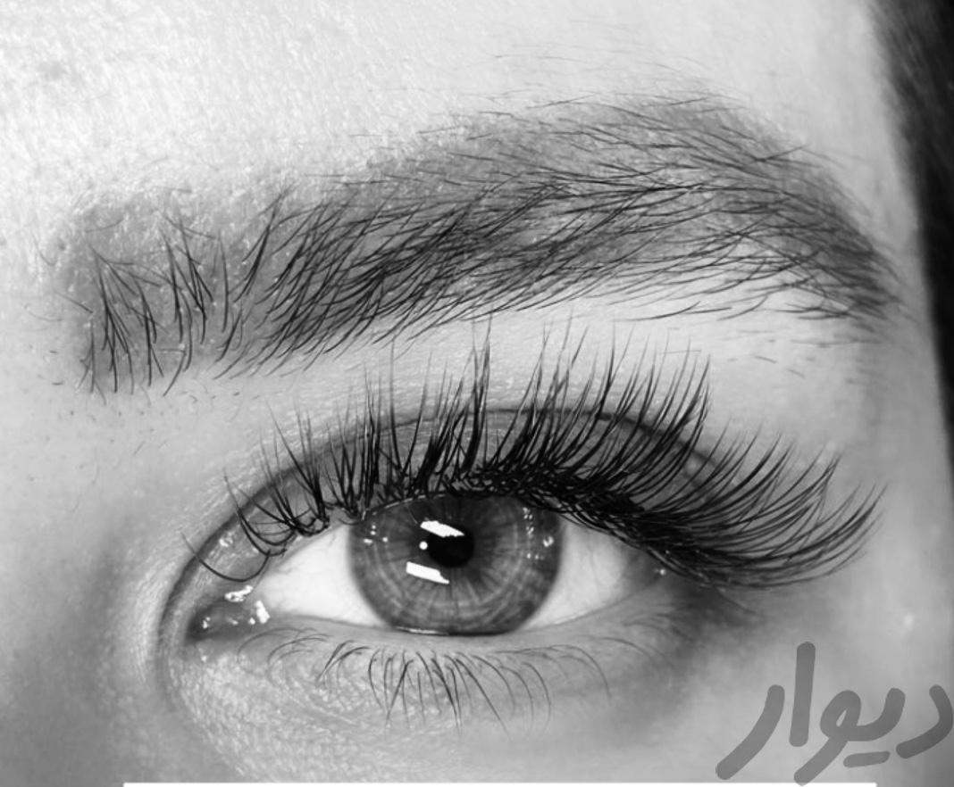 مژه کار حرفه ای -اصلاح کار