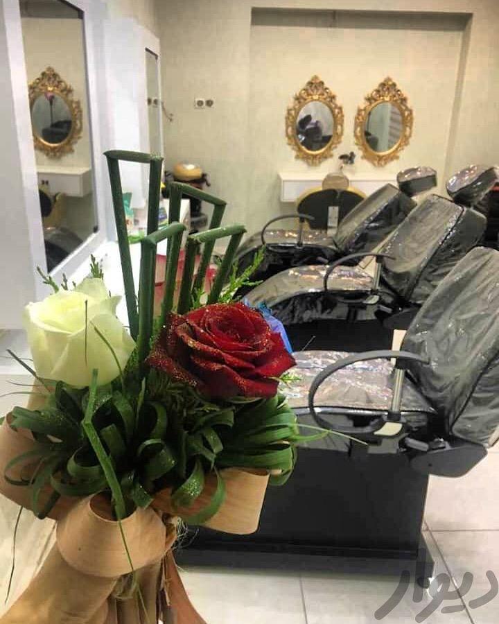 مژه کار و اجاره صندلی تاتو و رنگ